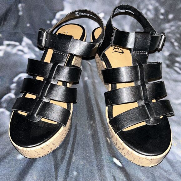 Y Not? Cork Black Stripe Sandals Size 7 - Picture 1 of 6